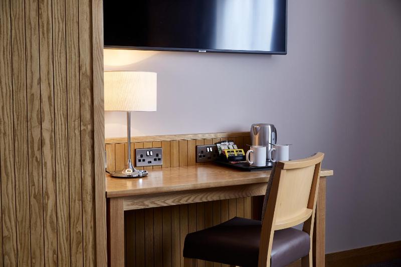 Standard Double Room image 3