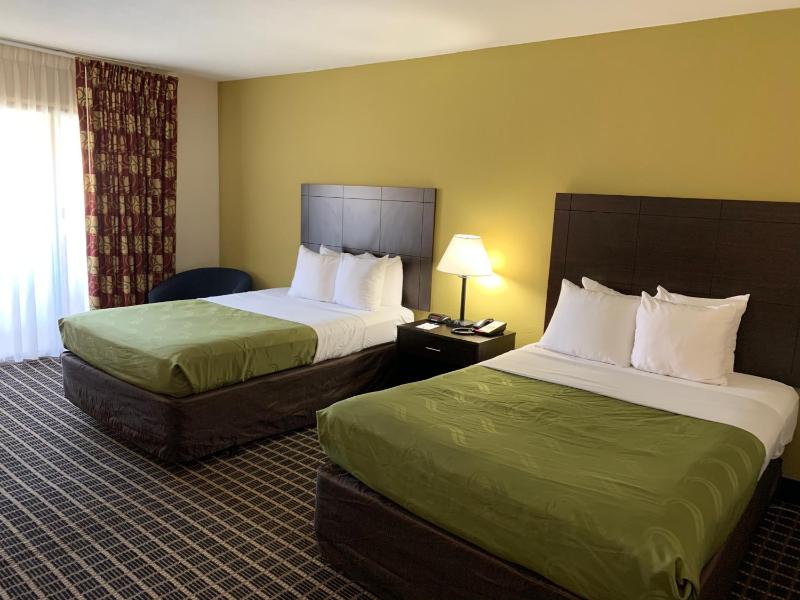 Double Room with Two Double Beds - Non-Smoking image 3