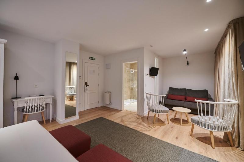 Junior Suite image 4