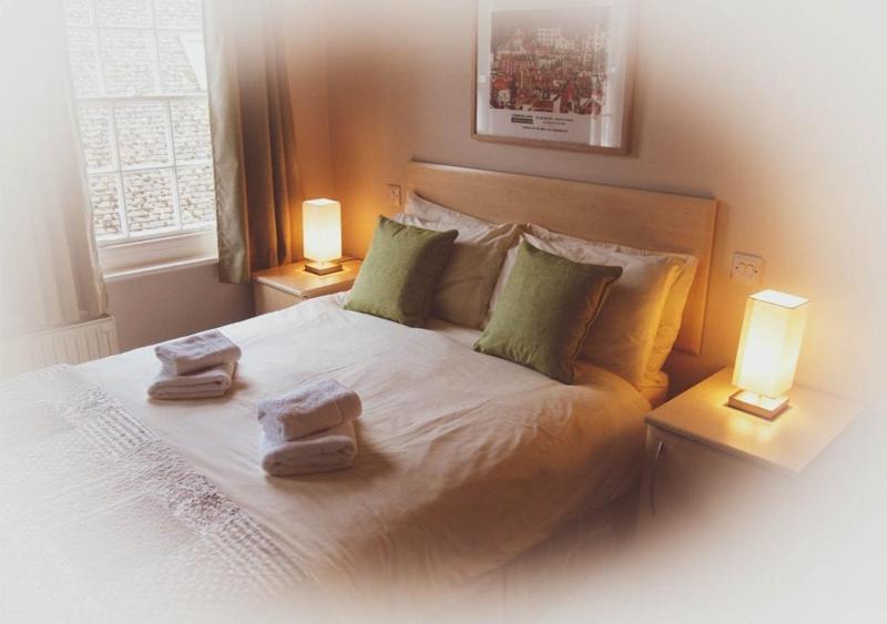 Double Room with Private Bathroom image 2