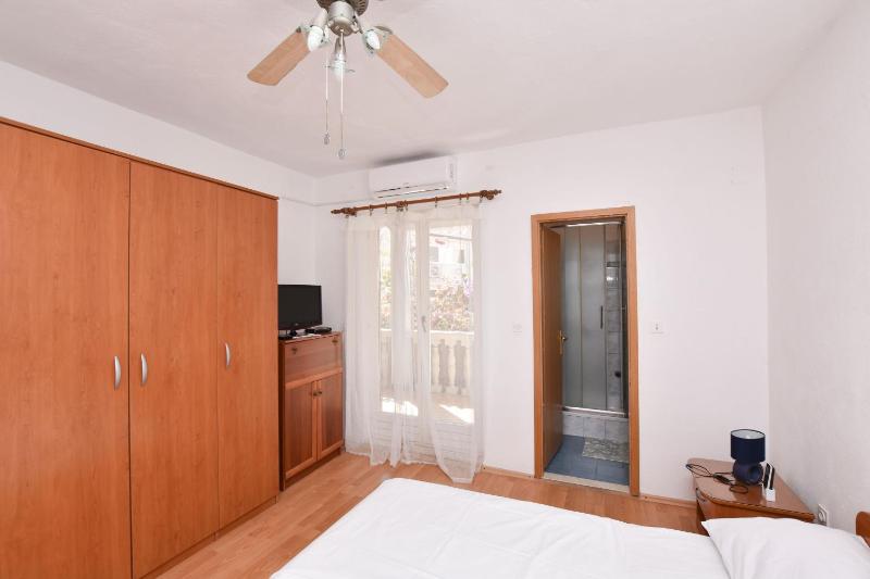 Apartments and Rooms Jakov - image 32