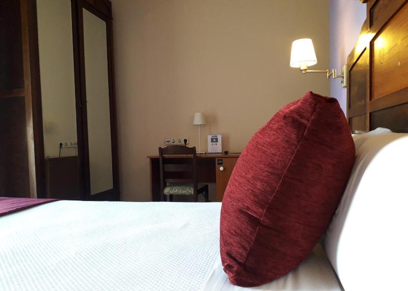 Hotel Noucentista - image 34