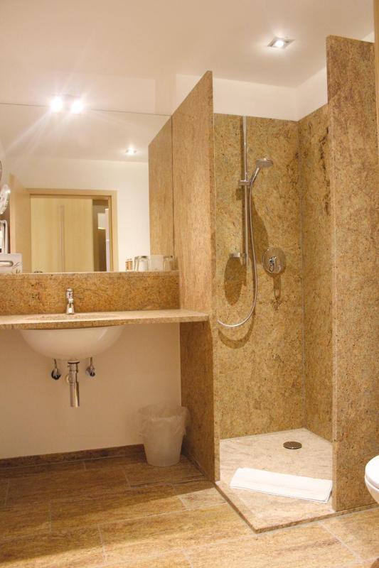 Suite image 2