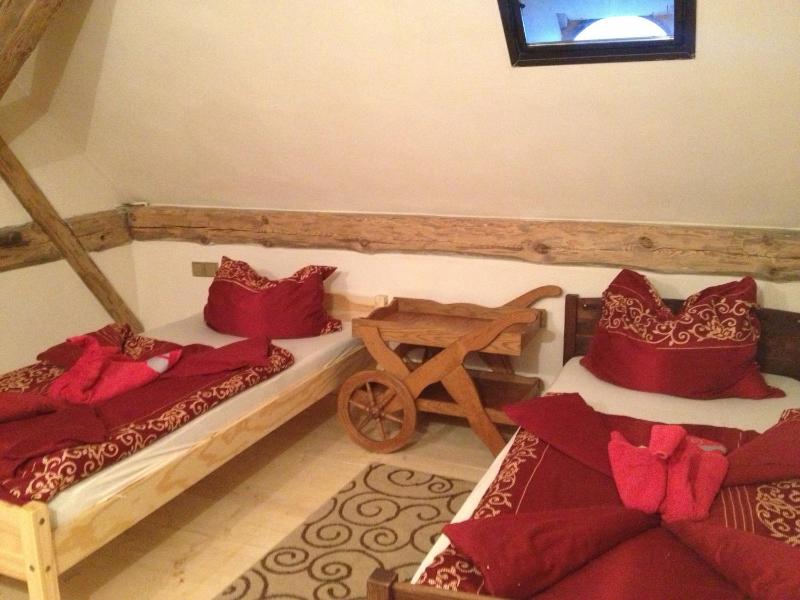Quadruple Room image 2