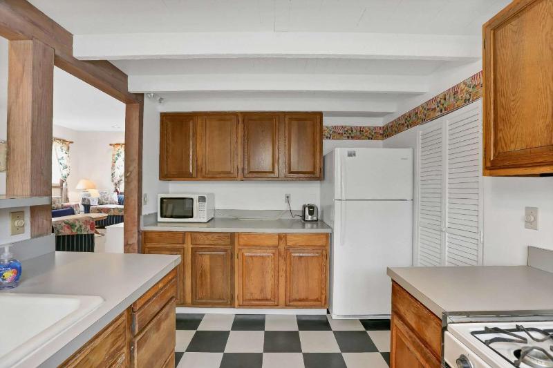 1106 Park Avenue - image 23
