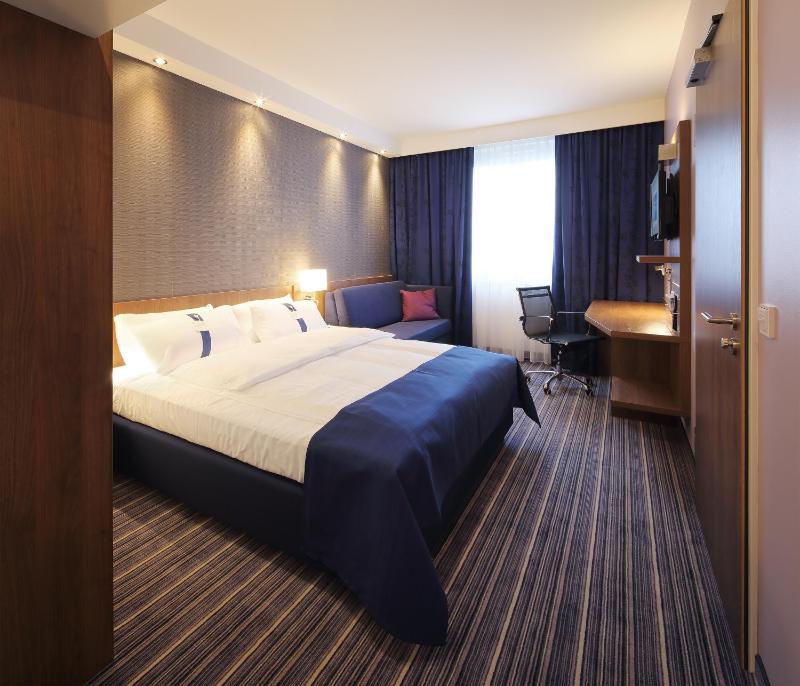 Holiday Inn Express Friedrichshafen By IHG - image 2
