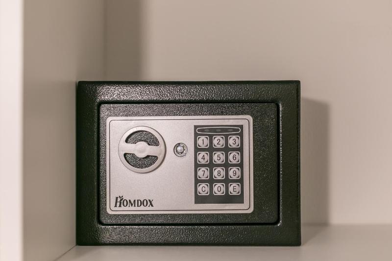 Two-Room Apartment image 4