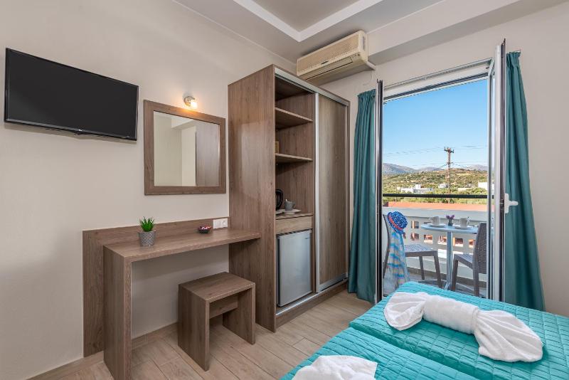 Superior Twin Room image 2