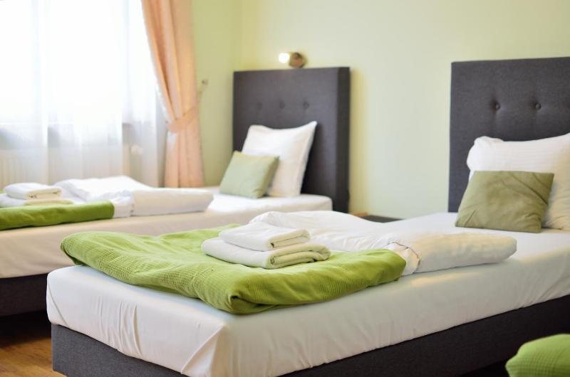 Triple Room image 3