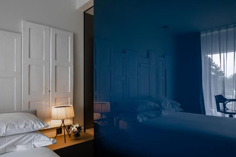 Double Room with Lake View image 1