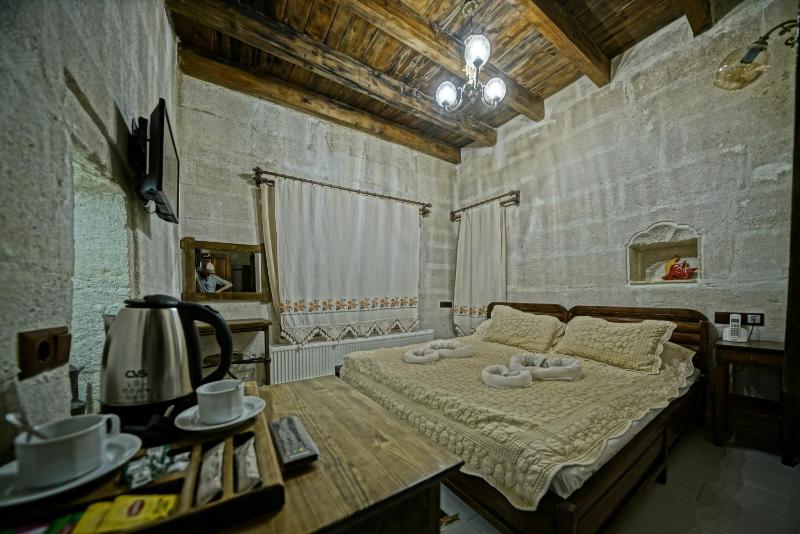 Double Room with Mountain View image 2