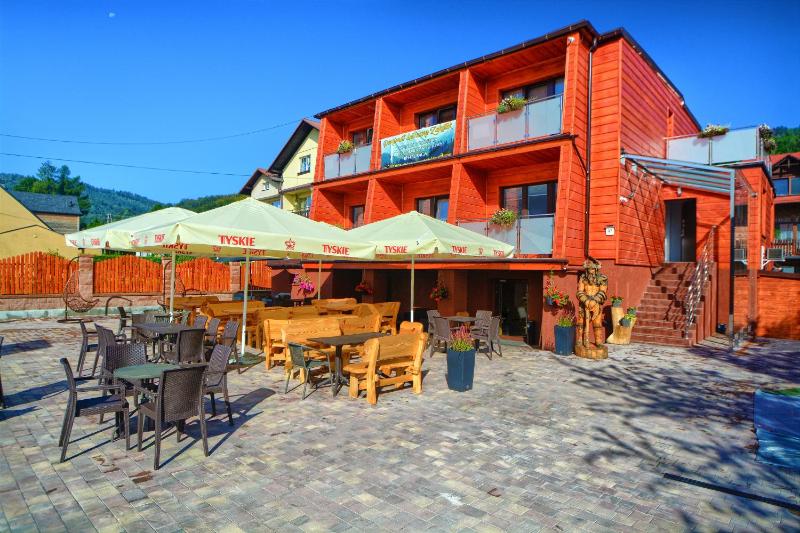 Pensjonat & Restauracja Lustrzany Zakątek - image 8