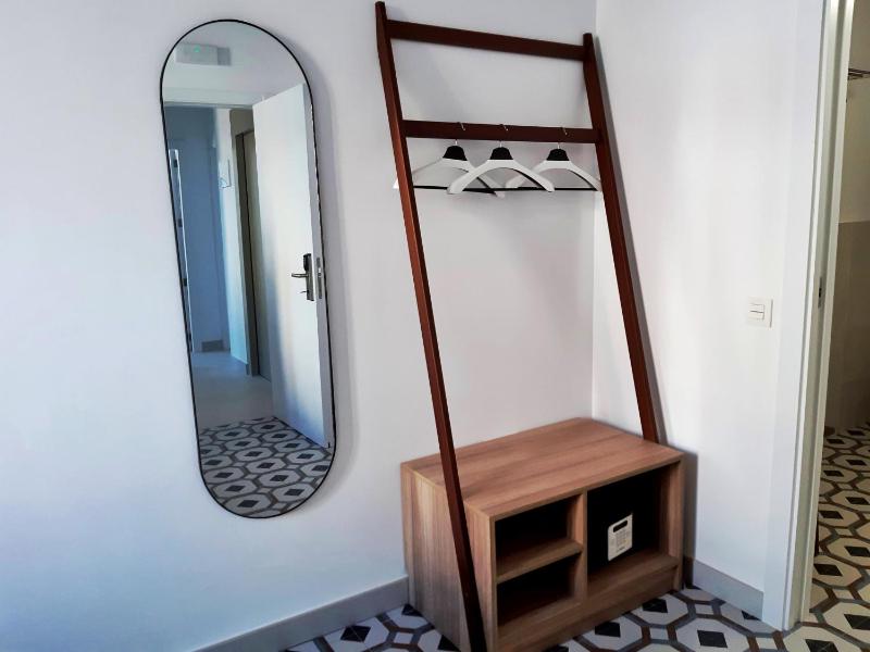 Double Room with Balcony image 2