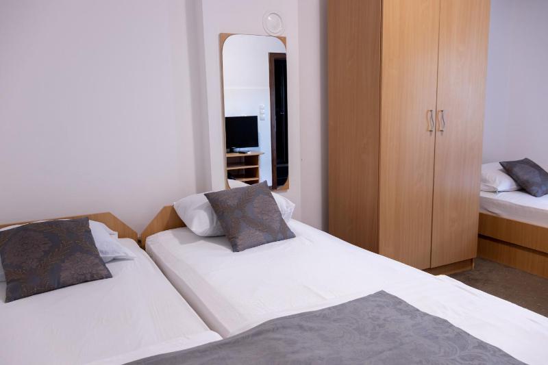 Triple Room image 3