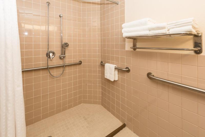 Holiday Inn Miami Beach-Oceanfront an IHG Hotel By IHG - image 5