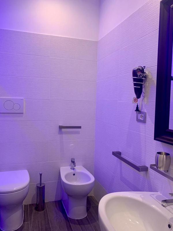 Double Room with Balcony image 3