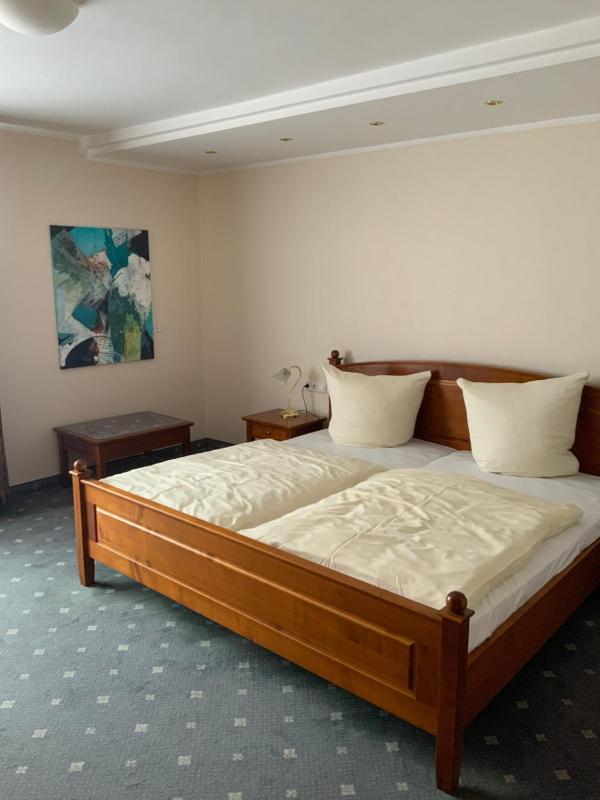 Double Room image 2