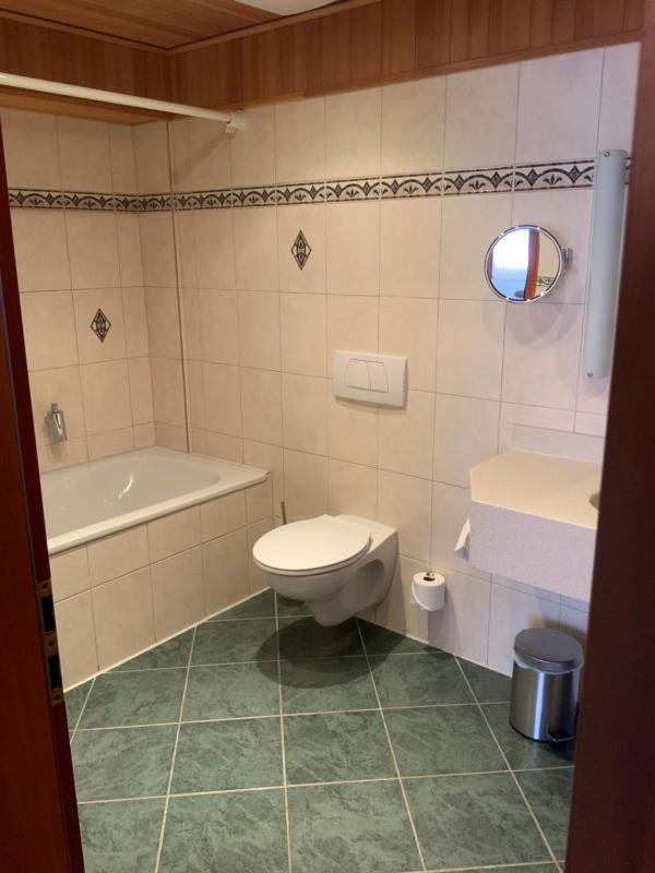 Double Room image 3