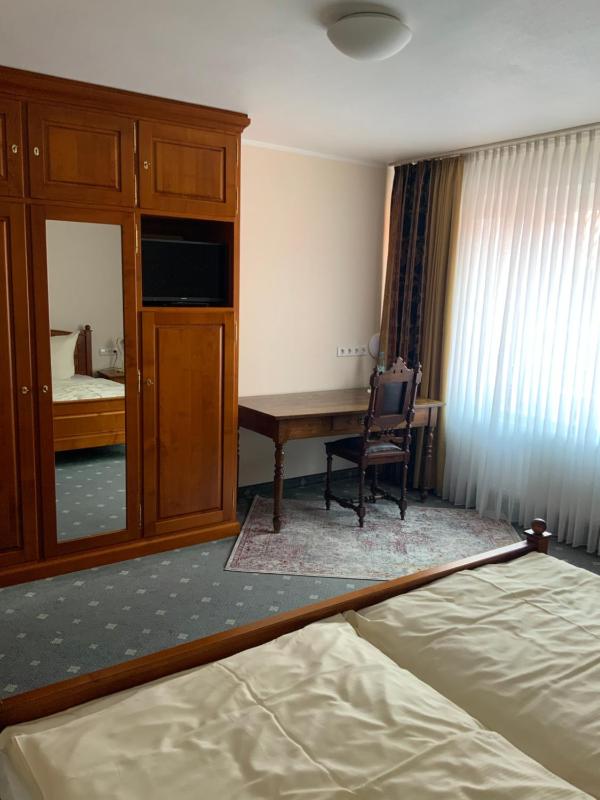 Double Room image 1