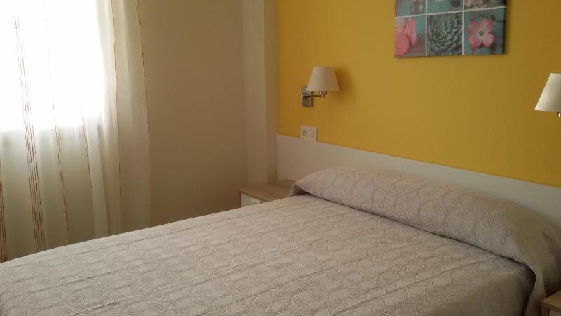 Double or Twin Room image 2