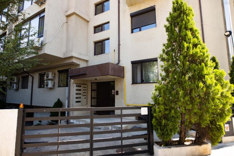 Two-Bedroom Apartment image 3