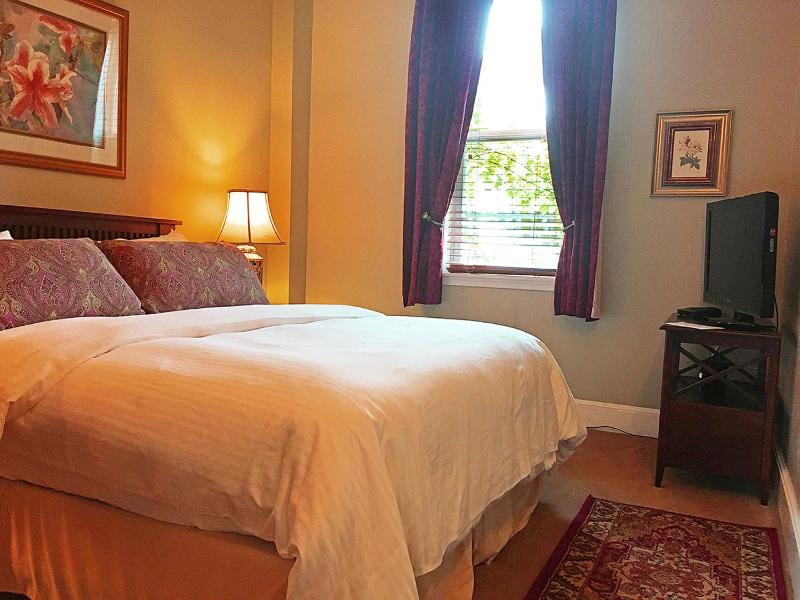 Morris House Hotel - Bed And Breakfast - image 6