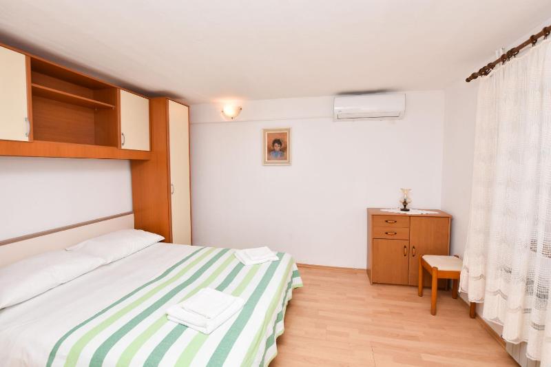 Apartments Zdenka - image 6
