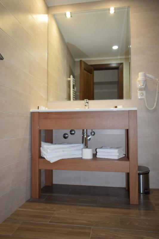 Hotel Regal - image 8