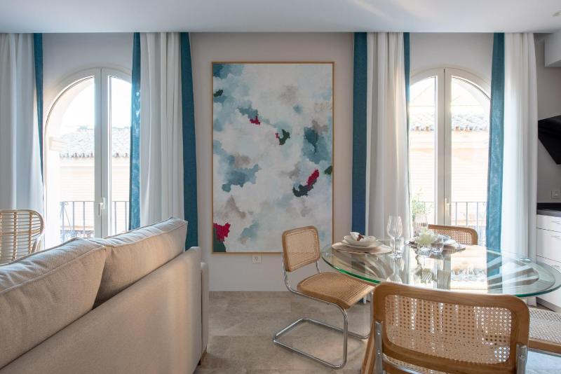 Apartment with Balcony image 4