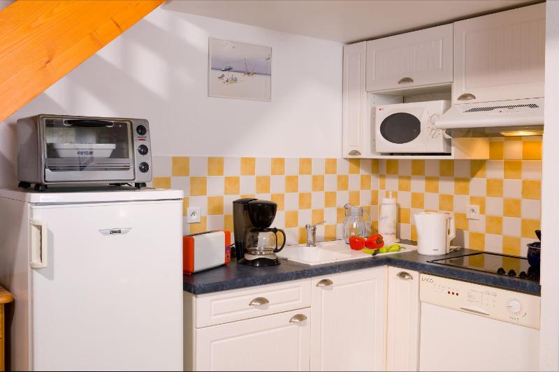 Two-Bedroom House (6 Adults) image 2