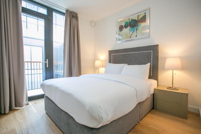 Three-Bedroom Apartment image 4