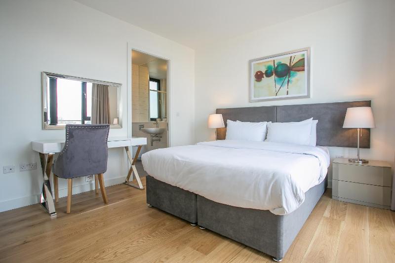 Three-Bedroom Apartment image 3