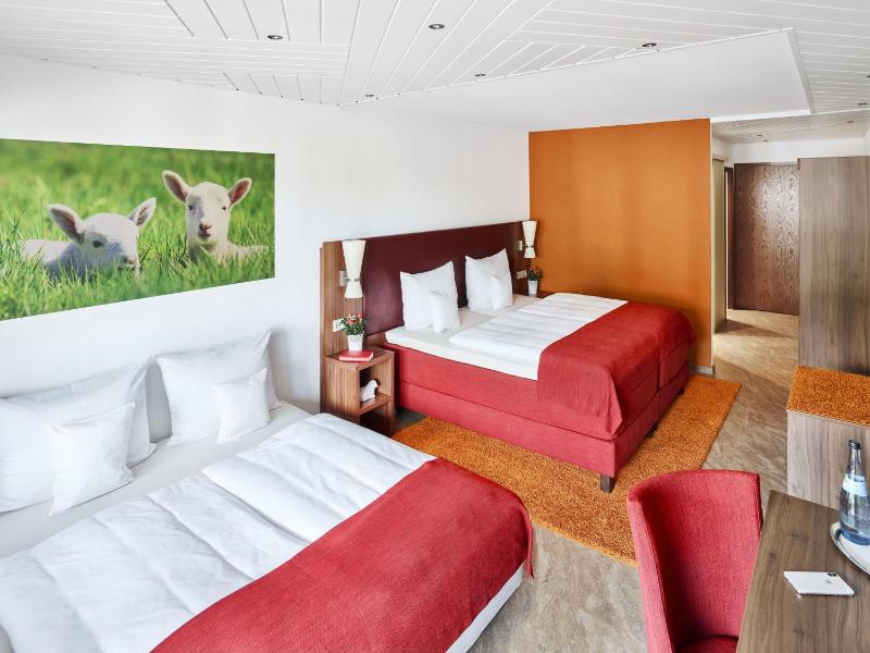 Premium Superior Room image 3