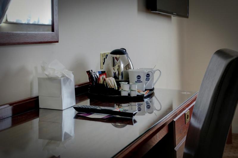 Standard Double Room image 3