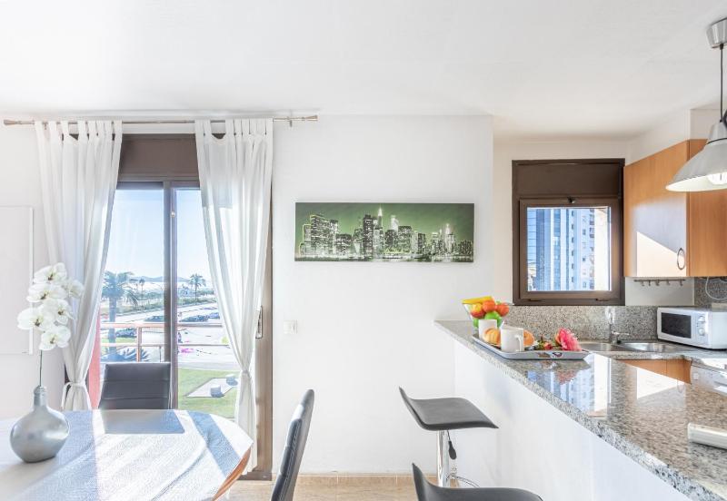 Apart-rent Apartamento Mirablau 0093 con vista al mar - image 9