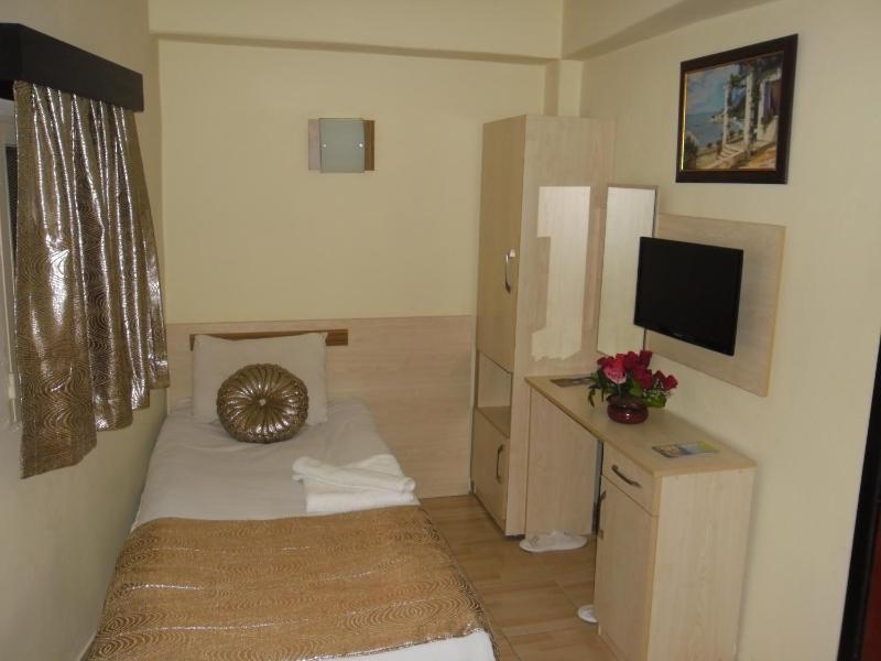 Economy Single Room image 3