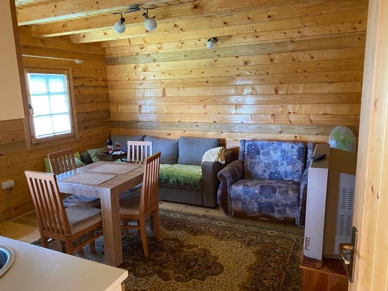 One-Bedroom House image 2