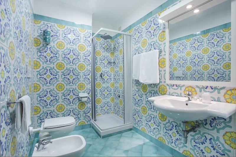 Economy Double or Twin Room image 3