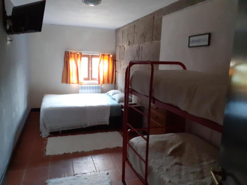 Double Room with Private External Bathroom image 3