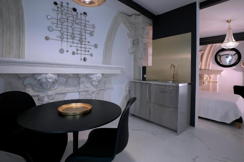 Azzoli Trapani - Apartments&Skypool - Adults Only - image 6