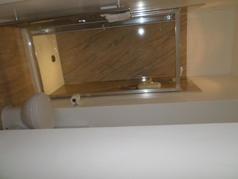 Single Room image 4