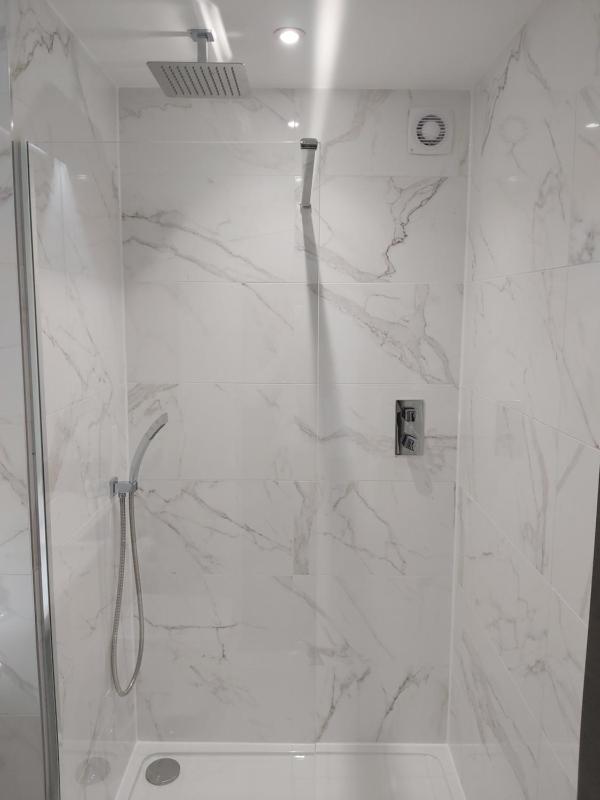 Superior Double Room image 3