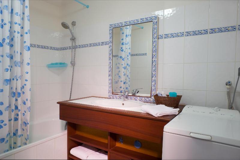 Apartment (6 Adults) image 2