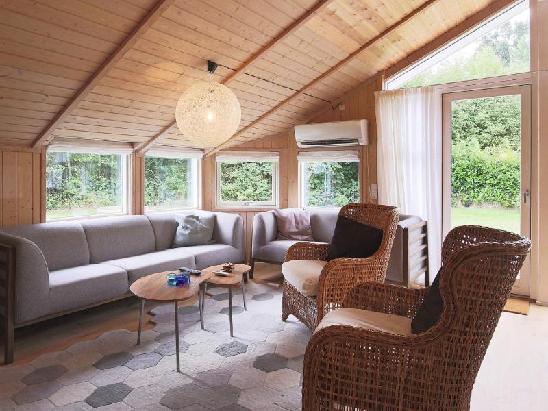 Three-Bedroom Holiday Home  image 2