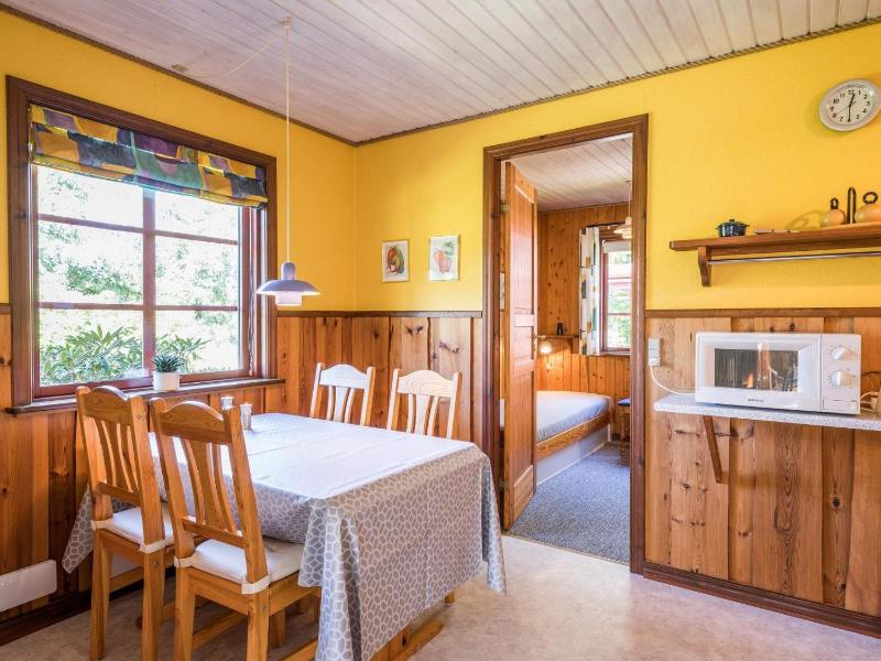 6 person holiday home in Hemmet - image 12