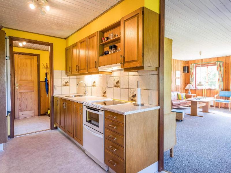 6 person holiday home in Hemmet - image 10
