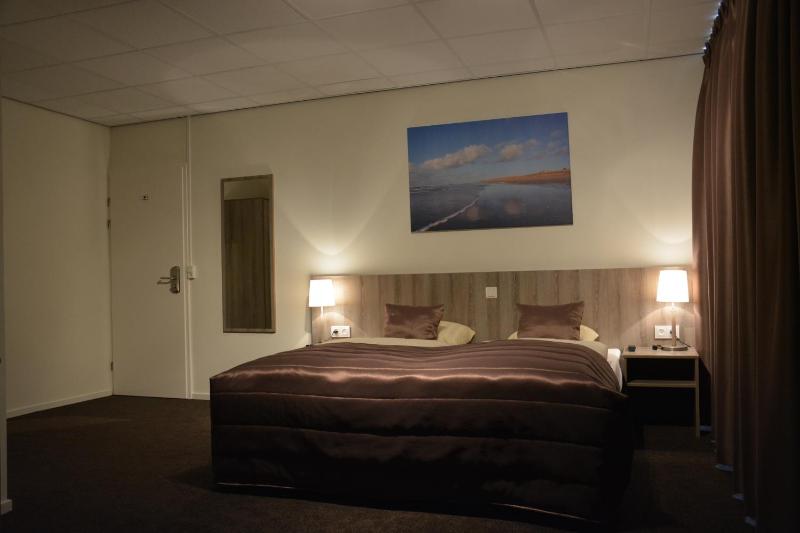 Junior Suite image 2