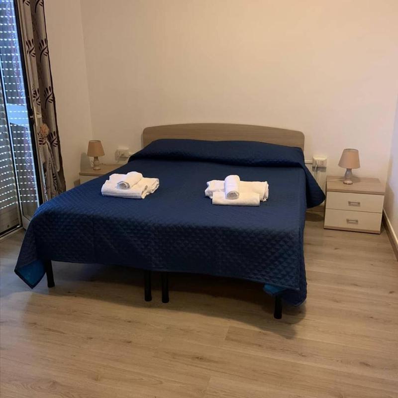Triple Room with Balcony image 2