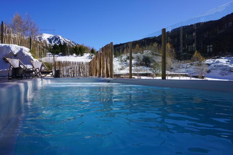 Chalet image 2
