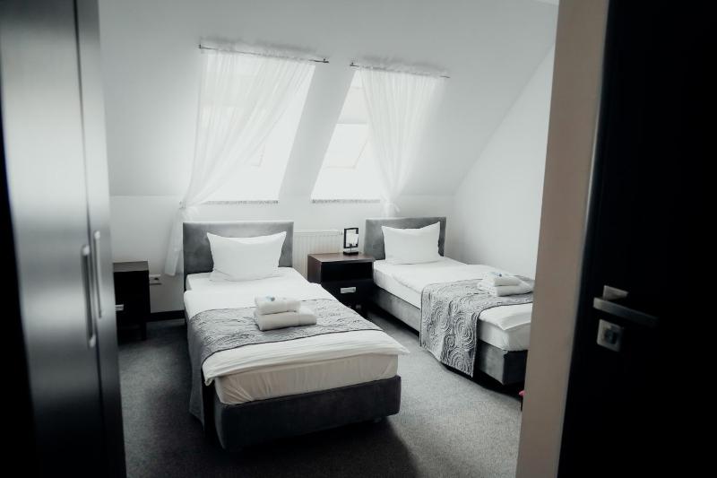 Standard Double Room image 4
